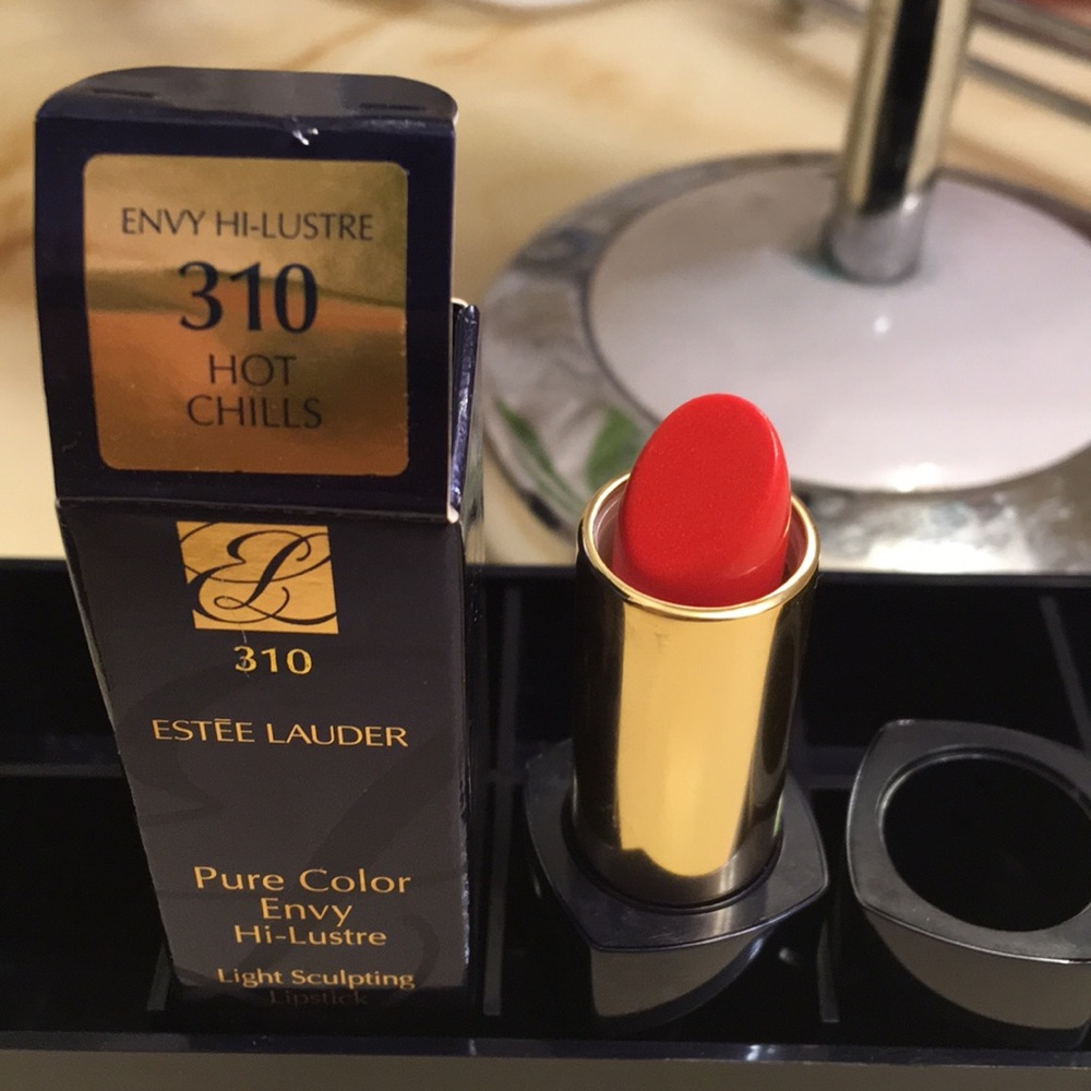 Estee Lauder Pure Color Lipstick